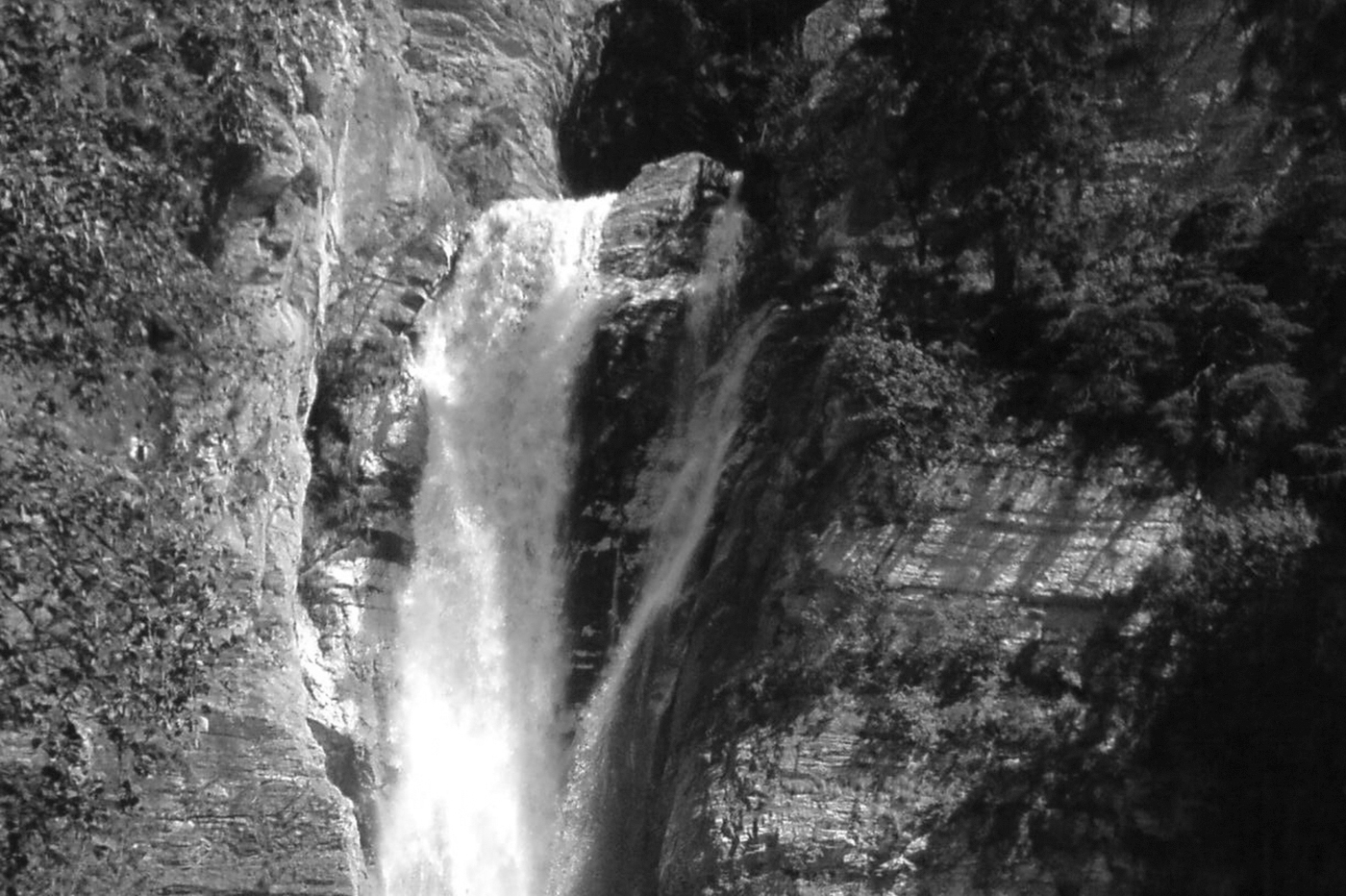Wasserfall - Stiftung Altes Turtmann